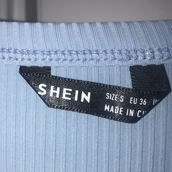 Shein Cropped Tank. Juniors size Small - Picture 2 of 6